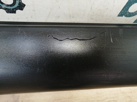 Фотография детали AA040935; Накладка порога левая (6512A421) для Mitsubishi Outlander/БУ; Оригинал; Р1, Мелкий дефект; . Фото номер 4