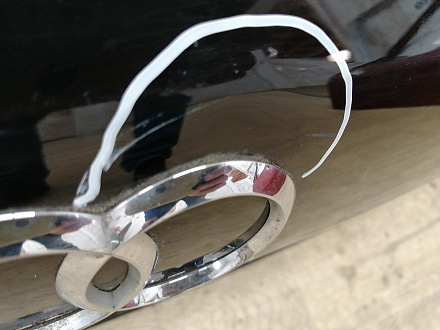 AA038035; Крышка багажника (8U0827025B) для Audi Q3/БУ; Оригинал; Р1, Мелкий дефект; 