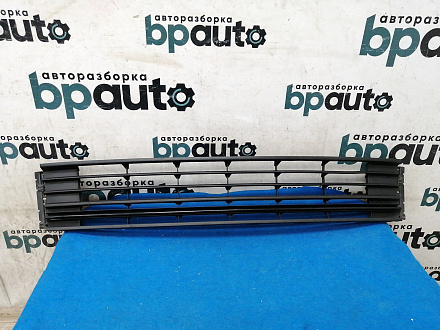 AA027774; Решетка переднего бампера (6RU853677C) для Volkswagen Polo V рест. Sedan (2015-2020)/БУ; Оригинал; Р0, Хорошее; 