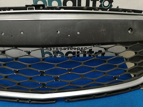 Фотография детали AA038717; Решетка переднего бампера (EH45-501T1) для Mazda CX-7 I рест. (2009-2012)/БУ; Оригинал; Р2, Удовлетворительное; . Фото номер 3
