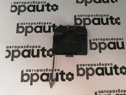 AA045028; Заглушка букс. крюка  заднего бампера (3AE807441A) для Volkswagen Passat B7 Sedan (2011- 2014)/БУ; Оригинал; Р0, Хорошее; 