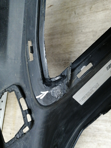 Фотография детали AA044846; Бампер передний; под паркт.; без омыват. (A1188853901) для Mercedes-Benz CLA-klasse II (C118, X118) (2019-2023)/БУ; Оригинал; Р1, Мелкий дефект; . Фото номер 20