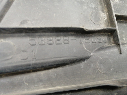 AA036691; Уплотнитель переднего левого крыла, с торца двери (53828-12080) для Toyota Corolla/БУ; Оригинал; Р1, Мелкий дефект; 