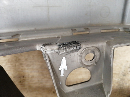 AA039657; Бампер передний; без паркт.; без омыват. (1Z0 807 221 M) для Skoda Octavia/БУ; Оригинал; Р1, Мелкий дефект; 