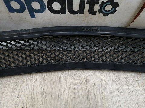 Фотография детали AA046140; Решетка переднего бампера нижняя, AMG (A1668855925) для Mercedes-Benz M-klasse III (W166) (2011-2015)/БУ; Оригинал; Р1, Мелкий дефект; . Фото номер 9