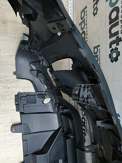 AA045868; Бампер передний; под паркт.; под омыват. (HY32-17F003-AAW) для Land Rover Discovery V L462 (2017 - 2020)/БУ; Оригинал; Р1, Мелкий дефект; 