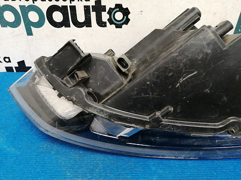 Фотография детали AA042406; Фара галоген правая (6RU941016) для Volkswagen Polo V Sedan (2010-2014)/БУ; Оригинал; Р1, Мелкий дефект; . Фото номер 20