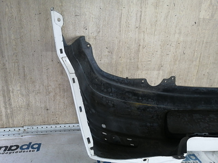 AA046495; Бампер задний; под паркт. (85022-EM00H) для Nissan Tiida/БУ; Оригинал; Р1, Мелкий дефект; 