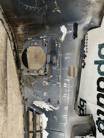 Фотография детали AA038177; Бампер передний; без паркт.; под омыват. (4M51-17757-A) для Ford Focus/БУ; Оригинал; Р1, Мелкий дефект; . Фото номер 16