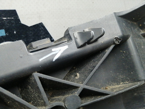 Фотография детали AA045499; Кронштейн , каркас переднего бампера правый (A2048854265) для Mercedes-Benz C-klasse III рест. (W204) (2011-2015)/БУ; Оригинал; Р1, Мелкий дефект; . Фото номер 20