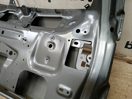 AA038315; Крышка багажника (LR061391) для Land Rover Discovery Sport/БУ; Оригинал; Р1, Мелкий дефект; 