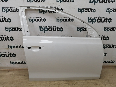 Фотография детали AA018689; Дверь передняя правая (5K4831312) для Volkswagen Golf/БУ; Оригинал; Р0, Хорошее; (LB9A) Белый. Фото номер 16