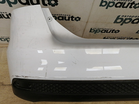 Фотография детали AA038367; Бампер задний; без паркт. (F1EB-17906-C) для Ford Focus III Sedan рест. (2015- 2019)/БУ; Оригинал; Р1, Мелкий дефект; . Фото номер 5