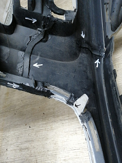 AA045519; Бампер передний; под паркт.; под омыват. (4L0 807 437 H) для Audi Q7 I рест. (2010-2015)/БУ; Оригинал; Р1, Мелкий дефект; 