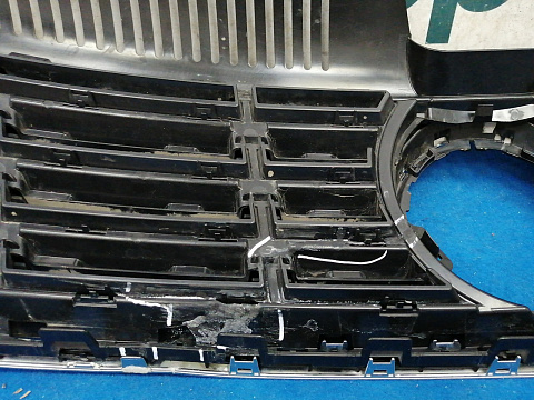 Фотография детали AA033303; Решетка радиатора (3C8853653A) для Volkswagen Passat CC рест. (2012-2017)/БУ; Оригинал; Р2, Удовлетворительное; . Фото номер 27