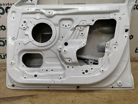 Фотография детали AA037682; Дверь передняя правая (76004-2V010) для Hyundai Veloster I (2011-2015)/БУ; Оригинал; Р1, Мелкий дефект; . Фото номер 17