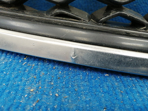 Фотография детали AA037947; Решетка радиатора (86352-2T000) для Kia Optima III (2010- 2013)/БУ; Оригинал; Р1, Мелкий дефект; . Фото номер 9