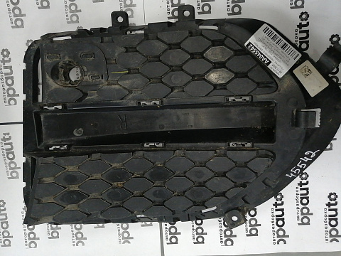 Фотография детали AA045542; Решетка переднего бампера правая; под паркт. (HK83-8B289-AA) для Jaguar F-Pace I (2016-2020)/БУ; Оригинал; Р0, Хорошее; . Фото номер 5