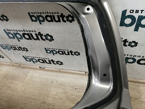 Фотография детали AA043228; Крышка багажника (67005-42430) для Toyota Rav4 40 (2013 — 2015)/БУ; Оригинал; Р2, Удовлетворительное; . Фото номер 16