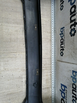 AA046225; Бампер задний; под паркт. (1T0807417K) для Volkswagen Touran II (2010-2015)/БУ; Оригинал; Р1, Мелкий дефект; 