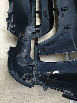 AA045884; Бампер передний; под паркт.; под омыват. (HY32-17F003-AAW) для Land Rover Discovery V L462 (2017 - 2020)/БУ; Оригинал; Р1, Мелкий дефект; 