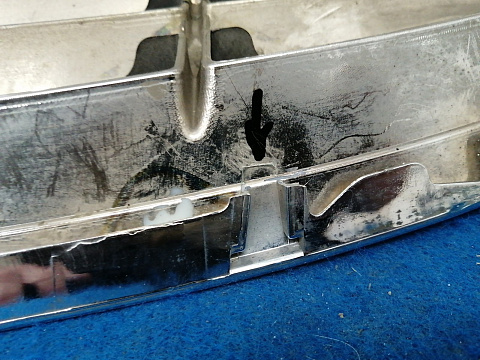Фотография детали AA033958; Решетка радиатора (86361-3J201) для Hyundai IX55 (2008-2013)/БУ; Оригинал; Р1, Мелкий дефект; . Фото номер 20