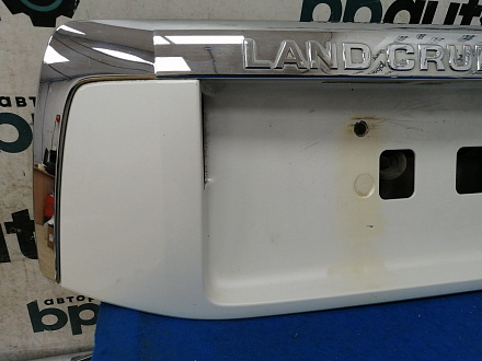 Накладка крышки багажника, без кнопок Тойота Land Cruiser Prado 150 2010 — 2013, б/у, фото 4