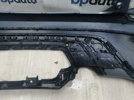 AA046014; Бампер задний; под паркт. (J8A2-17A958-AB) для Land Rover Range Rover Velar L560 (2017 - 2023)/БУ; Оригинал; Р1, Мелкий дефект; 