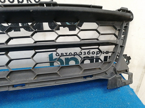 Фотография детали AA037738; Решетка переднего бампера, Sport (GS1M-501T1) для Mazda 6 GH/БУ; Оригинал; Р1, Мелкий дефект; . Фото номер 2