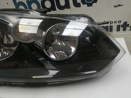 AA046036; Фара галоген правая (5K1941006P) для Volkswagen Golf/БУ; Оригинал; Р1, Мелкий дефект; 