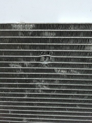 Фотография детали AA002072; Радиатор кондиционера (A0995001354) для Mercedes-Benz/БУ; Оригинал; Р2, Удовлетворительное; . Фото номер 9