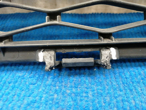 Фотография детали AA036532; Решетка переднего бампера (62278-1SZ0A) для Nissan Murano Z51/БУ; Оригинал; Р1, Мелкий дефект; . Фото номер 8