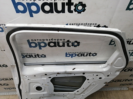 AA045177; Дверь задняя правая (T4A1370) для Jaguar F-Pace I (2016-2020)/БУ; Оригинал; Р1, Мелкий дефект;