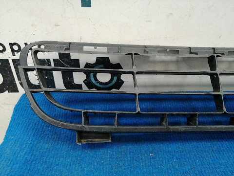 Фотография детали AA037730; Решетка переднего бампера (53112-33030) для Toyota Camry 40 (2006 — 2010)/БУ; Оригинал; Р1, Мелкий дефект; . Фото номер 13