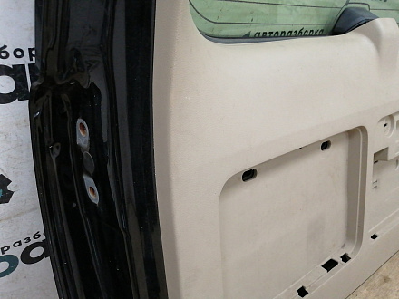 AA031389; Крышка багажника (67005-60L30) для Toyota Land Cruiser Prado/БУ; Оригинал; Р0, Хорошее; (218) Черный перламутр
