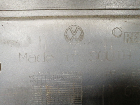 Фотография детали AA036992; Бампер передний; без паркт.; без омыват. (6R0807221P) для Volkswagen Polo V Hatchback (2009-2013)/БУ; Оригинал; Р1, Мелкий дефект; . Фото номер 21