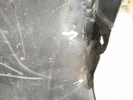 AA045330; Бампер передний; под паркт.; под омыват. (52119-60M50) для Toyota Land Cruiser 200 рест.2 (2015 - 2021)/БУ; Оригинал; Р1, Мелкий дефект; 