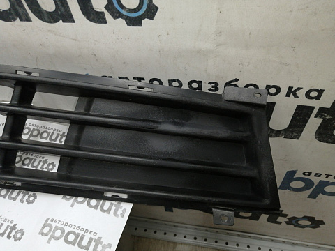 Фотография детали AA045208; Решётка переднего бампера (86561-2H001) для Hyundai Elantra IV (HD) (2006-2011)/БУ; Оригинал; Р2, Удовлетворительное; . Фото номер 6