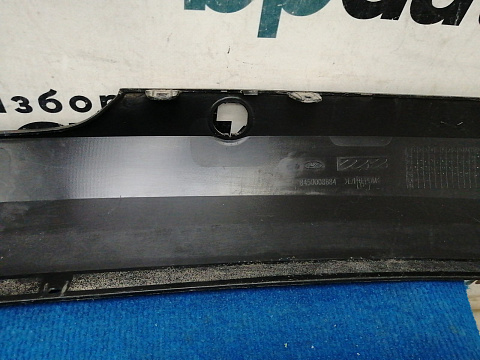 Фотография детали AA038730; Юбка заднего бампера; под паркт. (8450008884) для Lada Vesta I Sedan (2015 — 2022)/БУ; Оригинал; Р1, Мелкий дефект; . Фото номер 8