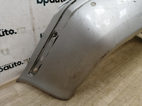Фотография детали AA033383; Бампер задний; под паркт. (106 807 421 B) для Skoda Octavia I рест. Liftback  (2000-2011)/БУ; Оригинал; Р1, Мелкий дефект; . Фото номер 8