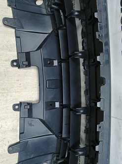 AA045866; Бампер передний; под паркт.; под омыват. (HY32-17F003-AAW) для Land Rover Discovery V L462 (2017 - 2020)/БУ; Оригинал; Р1, Мелкий дефект; 