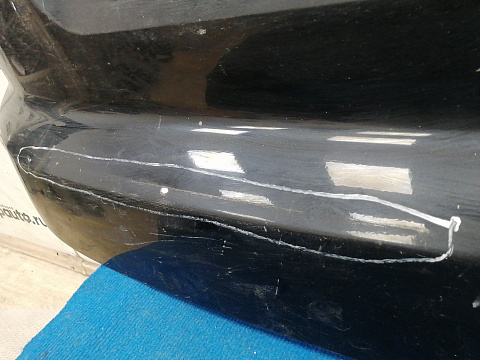 Фотография детали AA036227; Накладка на крышку багажника нижняя (AM21-423A40A) для Ford S-MAX I рест. (2010-2014)/БУ; Оригинал; Р1, Мелкий дефект; . Фото номер 4