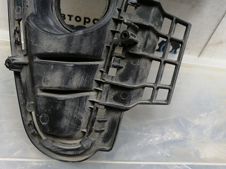 AA046341; Накладка ПТФ левая (86523-H0000) для Kia Rio IV Sedan (2017- 2020)/БУ; Оригинал; Р1, Мелкий дефект; 