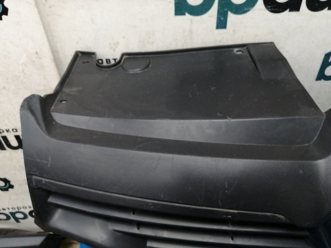 Фотография детали AA028207; Решетка радиатора (623107605R) для Renault/БУ; Оригинал; Р1, Мелкий дефект; . Фото номер 8
