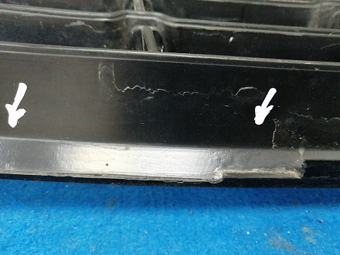 Фотография детали AA032710; Решетка радиатора (71741-51K0) для Suzuki Splash I (2008 — 2012)/БУ; Оригинал; Р2, Удовлетворительное; . Фото номер 13