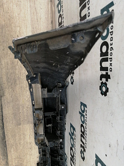 AA000573; Бампер задний верхняя часть; без паркт. (4L0 807 511 G) для Audi Q7/БУ; Оригинал; Р1, Мелкий дефект; 