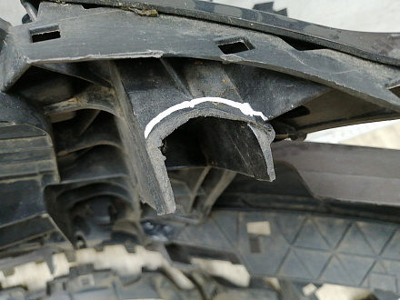 AA045529; Бампер передний; под паркт.; под омыват. (4L0 807 437 H) для Audi Q7 I рест. (2010-2015)/БУ; Оригинал; Р1, Мелкий дефект; 