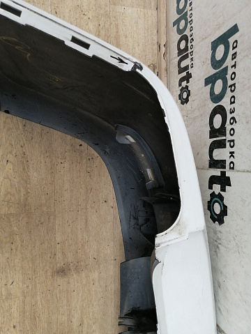 Фотография детали AA042870; Бампер задний; без паркт. (8200916804) для Renault Logan I рест. (2009-2015)/БУ; Оригинал; Р1, Мелкий дефект; . Фото номер 16