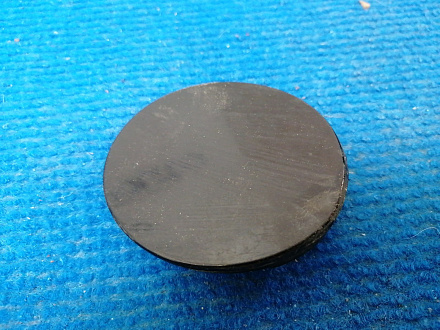 AA043510; Заглушка букс. крюка переднего бампера, S-Line (4G0 807 241G) для Audi A6 C7/БУ; Оригинал; Р2, Удовлетворительное; 