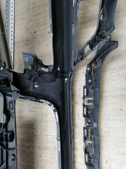 AA045519; Бампер передний; под паркт.; под омыват. (4L0 807 437 H) для Audi Q7 I рест. (2010-2015)/БУ; Оригинал; Р1, Мелкий дефект; 